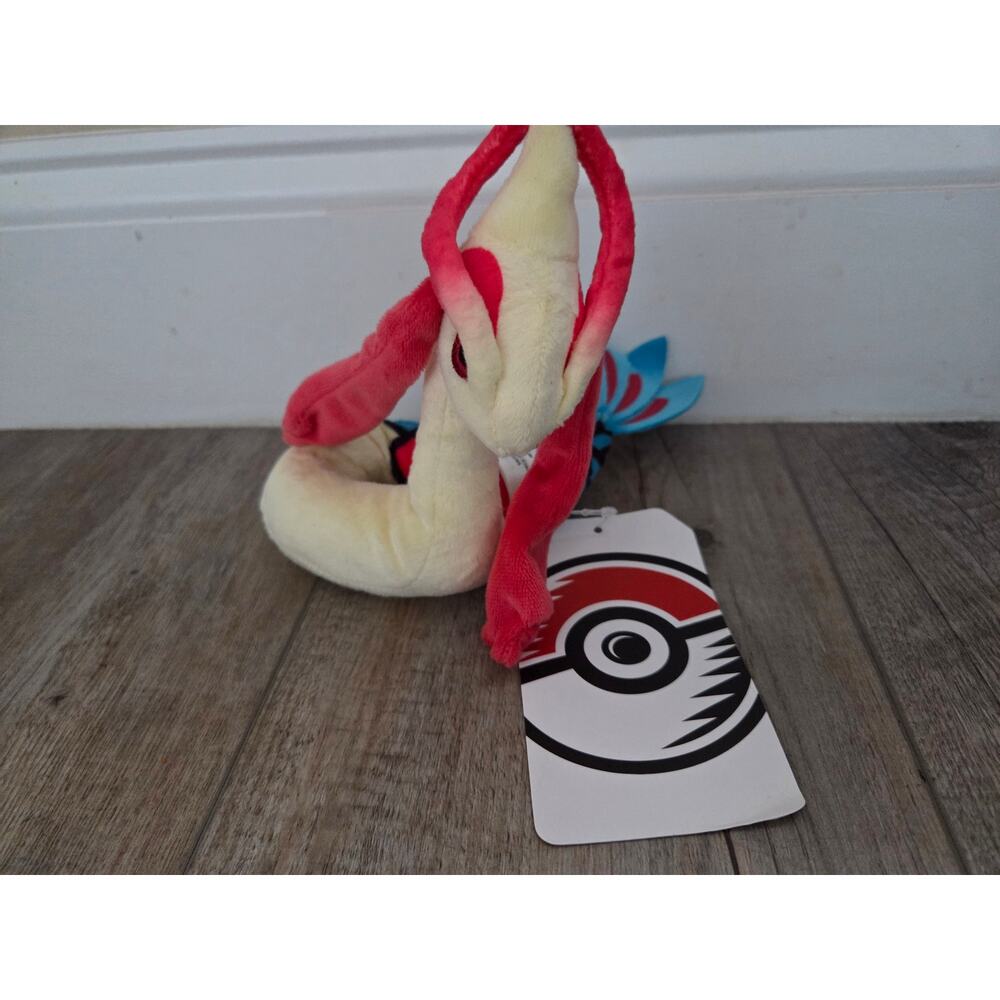 Pokémon Center Milotic Sitting Cuties Plush NWT Authentic‎ Licensed Pokémon